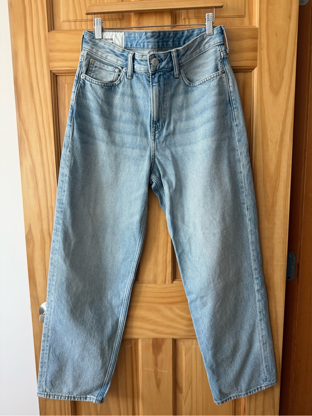 Light Wash High-Rise Loose Jeans